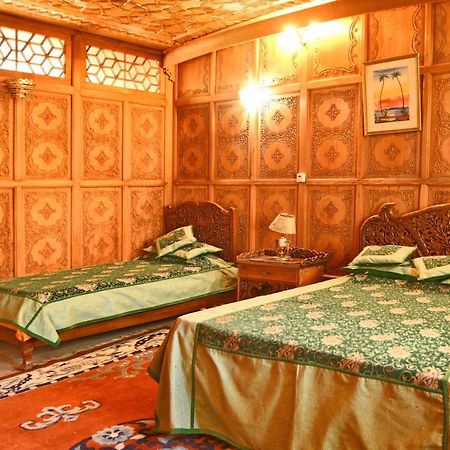 De Laila House Boat By Sterling Hotel Srinagar  Ngoại thất bức ảnh